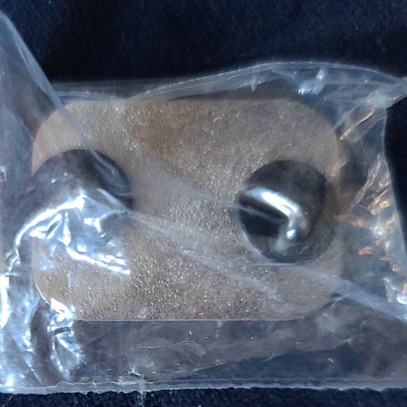 NWOT- Janet Jackson pin - Picture 4 of 7